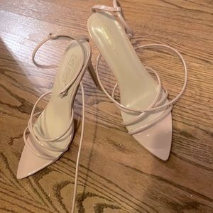 Cape Robbin heels size 9